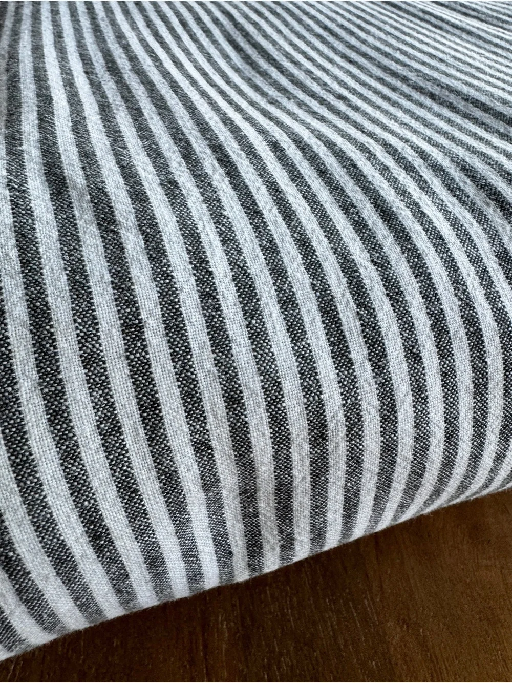 Pottery Barn Wheaton Stripe Duvet Cover in White and Gray - King
